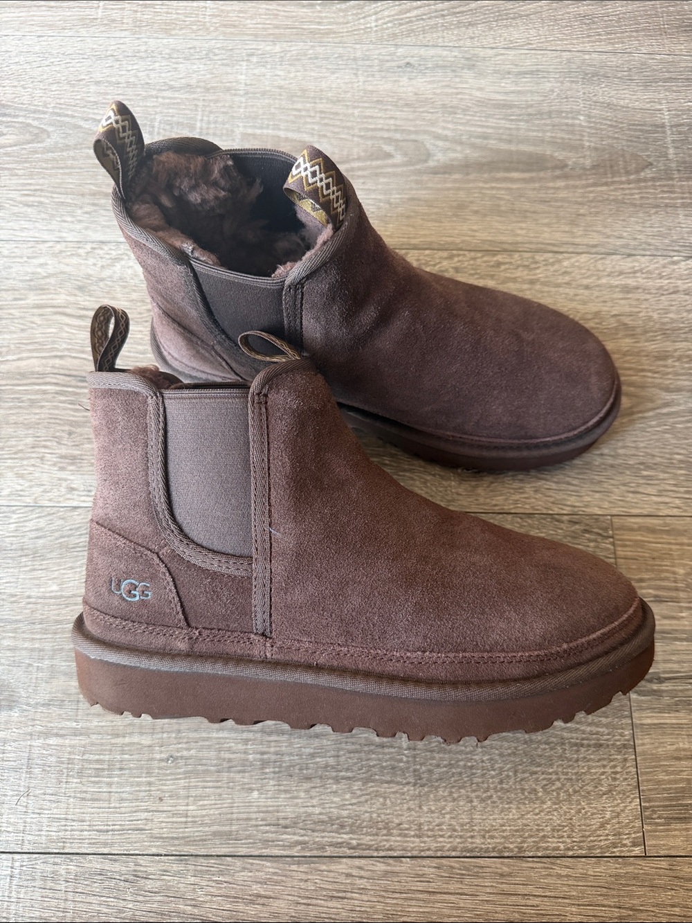 UGG Neumel Chelsea Boot